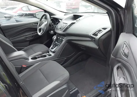 2015 Ford Escape S z USA, uszkodzony, nr VIN 1FMCU0F72FUA06935